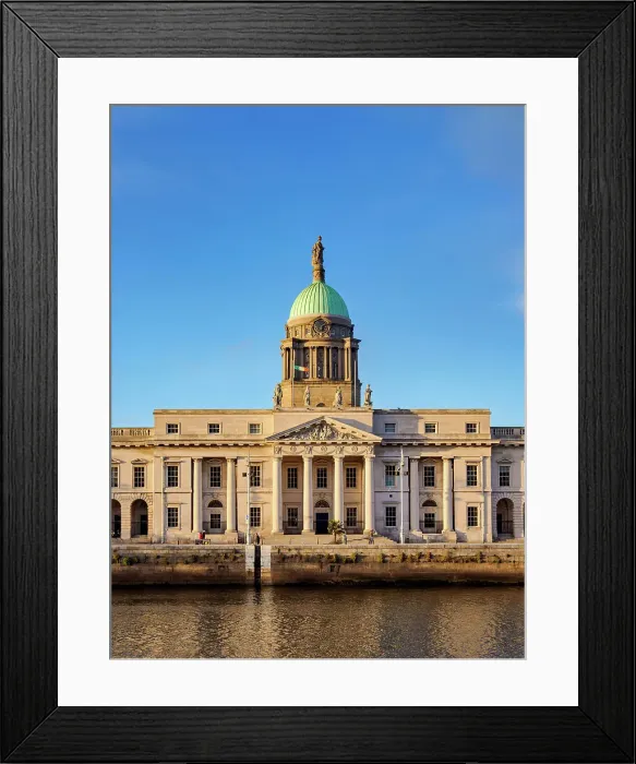 Framed Print : View over River Liffey towards The Custom House at sunset, Dublin, Ireland Framed Print : View over River Liffey towards The Custom House at sunset, Dublin, Ireland