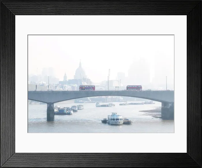 Framed Print : Early morning view towards Waterloo Bridge and St Pauls Cathedral, London, England Framed Print : Early morning view towards Waterloo Bridge and St Pauls Cathedral, London, England
