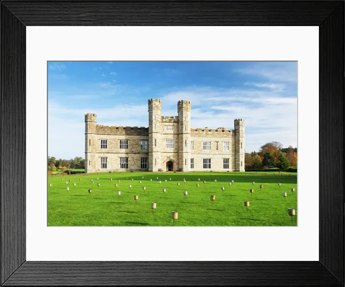 Framed Print : Leeds Castle, Kent, England Framed Print : Leeds Castle, Kent, England