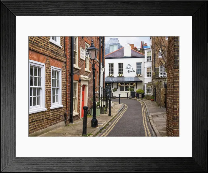 Framed Print : A street in Hampstead, London, England Framed Print : A street in Hampstead, London, England