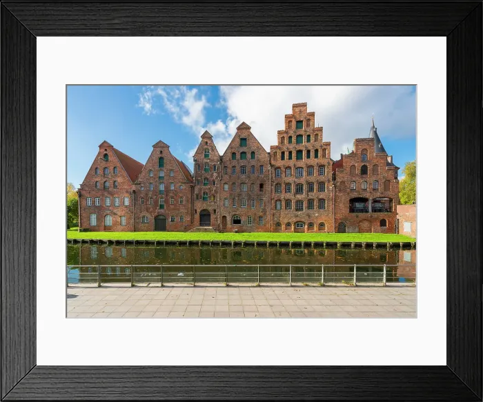 Framed Print : Salzspeicher on sunny day, riverside warehouses for salt built in the Renaissance style, Lubeck, UNESCO, Schleswig-Holstein, Germany Framed Print : Salzspeicher on sunny day, riverside warehouses for salt built in the Renaissance style, Lubeck, UNESCO, Schleswig-Holstein, Germany