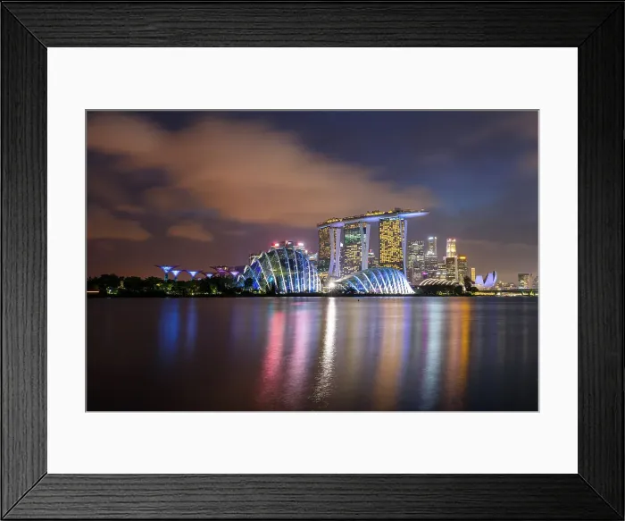 Framed Print : Singapore, Singapore City skyline, Gardens by the Bay, Marina Bay Sands Hotel Framed Print : Singapore, Singapore City skyline, Gardens by the Bay, Marina Bay Sands Hotel