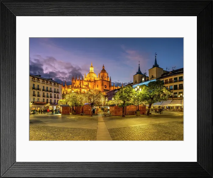 Framed Print : Christmas market, Plaza Mayor, Segovia, Castile and Leon, Spain Framed Print : Christmas market, Plaza Mayor, Segovia, Castile and Leon, Spain