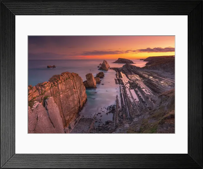 Framed Print : Seascape of Los Urros in the cantabrian sea of Costa Quebrada at sunset. Playa del Portio, Liencres, Cantabria, Spain Framed Print : Seascape of Los Urros in the cantabrian sea of Costa Quebrada at sunset. Playa del Portio, Liencres, Cantabria, Spain