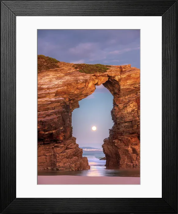 Framed Print : Moon thorugh a natural arch at Playa As Catedrais, Bay of Biscay, Costa Verde, Spain Framed Print : Moon thorugh a natural arch at Playa As Catedrais, Bay of Biscay, Costa Verde, Spain