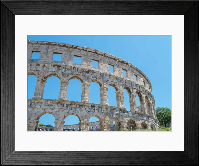 Framed Print : Roman amphitheatre, Pula, Istria, Croatia