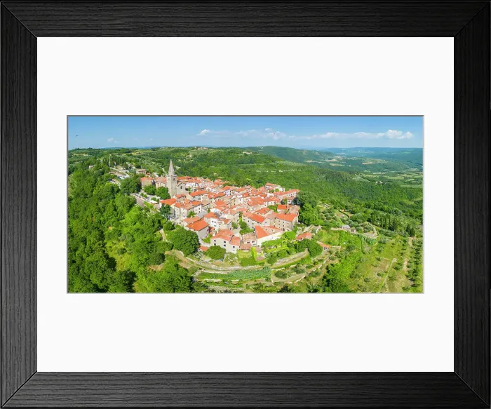 Framed Print : Groznjan, Istria, Croatia Framed Print : Groznjan, Istria, Croatia