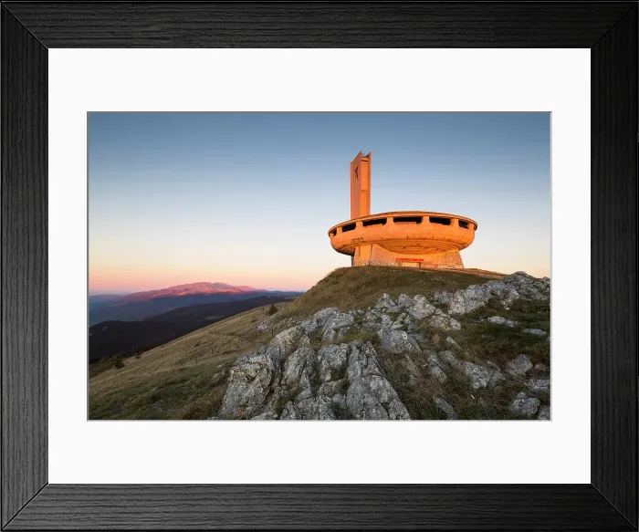 Framed Print : Buzludzha Monument, Buzludzha Peak, Balkan Mountain, Bulgaria (The derelict Monument House of the Bulgaria Communist Party, built 1981)