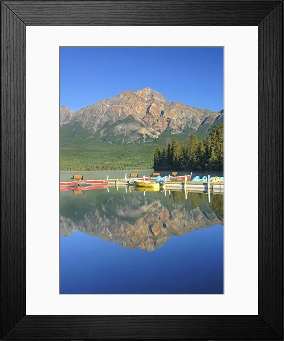 Framed Print : Pyramid Mountain and boats on Pyramid Lake, Jasper National Park, Alberta, Canada