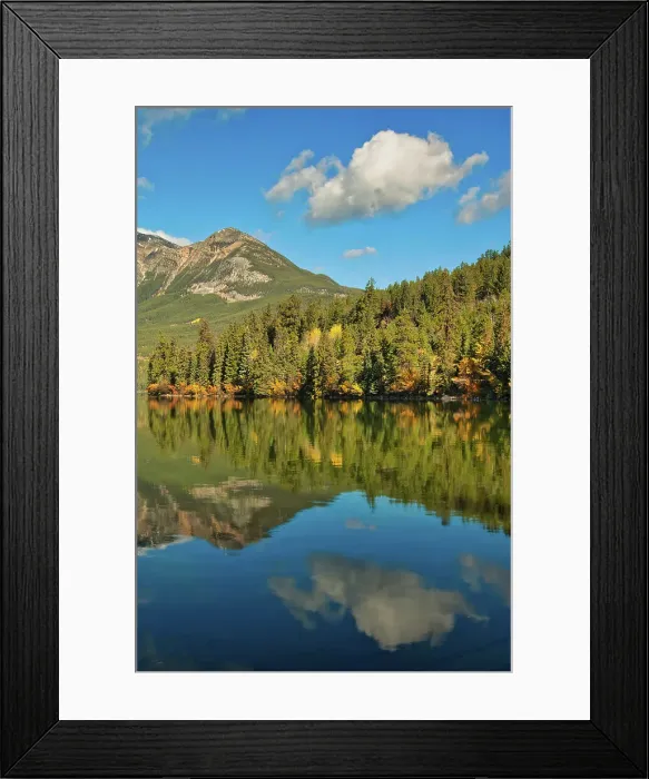 Framed Print : Pyramid Lake, Jasper National Park, Alberta, Canada Framed Print : Pyramid Lake, Jasper National Park, Alberta, Canada