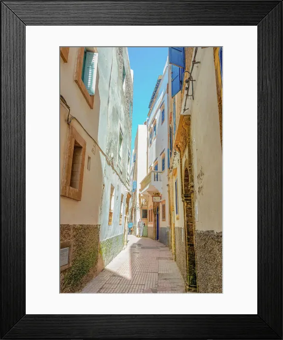 Framed Print : White street in Medina, Essaouira, Morocco, Africa Framed Print : White street in Medina, Essaouira, Morocco, Africa
