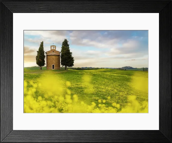Framed Print : Sunset at Cappella della Madonna di Vitaleta, Vitaleta, San Quirico d'Orcia, Siena, Tuscany, Italy, Southern Europe