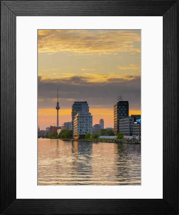 Framed Print : Sunset over the Spee River with the TV Tower (Berliner Fernsehturm) from the Oberbaum Bridge, Berlin, Germany Framed Print : Sunset over the Spee River with the TV Tower (Berliner Fernsehturm) from the Oberbaum Bridge, Berlin, Germany