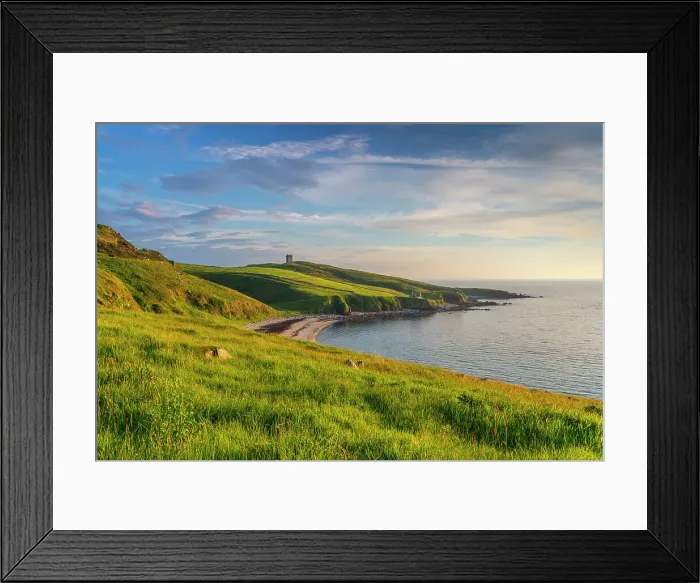 Framed Print : Ireland, Co. Donegal, Crohy head, Maghery bay and Signal station Framed Print : Ireland, Co. Donegal, Crohy head, Maghery bay and Signal station