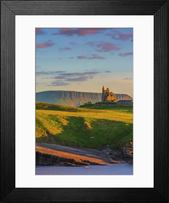 Framed Print : Ireland, Co. Sligo, Mullaghmore and Cassiebawn castle Framed Print : Ireland, Co. Sligo, Mullaghmore and Cassiebawn castle