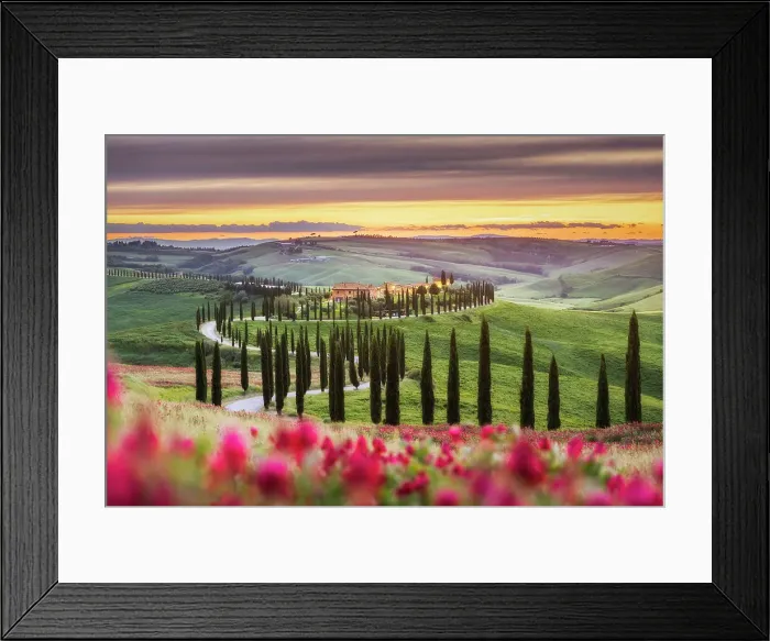 Framed Print : Agritourismo Baccoleno, Asciano, Le Crete Senesi, Provincia di Siena, Tuscany, Italy