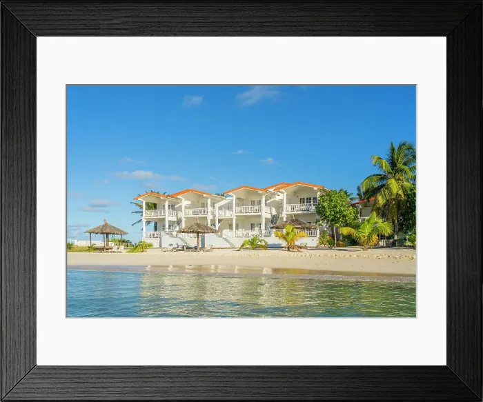 Framed Print : Davids Beach Hotel, Union Island, Grenadines, Saint Vincent and the Grenadines Islands, Caribbean Framed Print : Davids Beach Hotel, Union Island, Grenadines, Saint Vincent and the Grenadines Islands, Caribbean