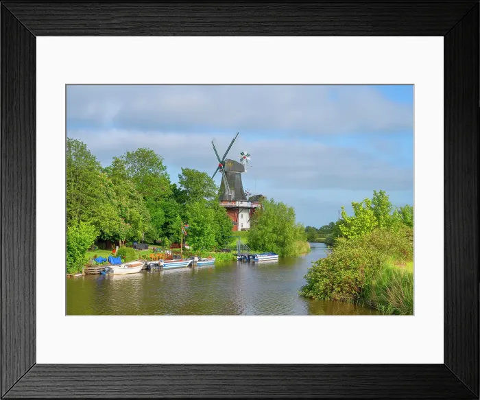 Framed Print : Twinmills of Greetsiel, Krummhorn, East Frisia, Lower Saxony, Germany Framed Print : Twinmills of Greetsiel, Krummhorn, East Frisia, Lower Saxony, Germany