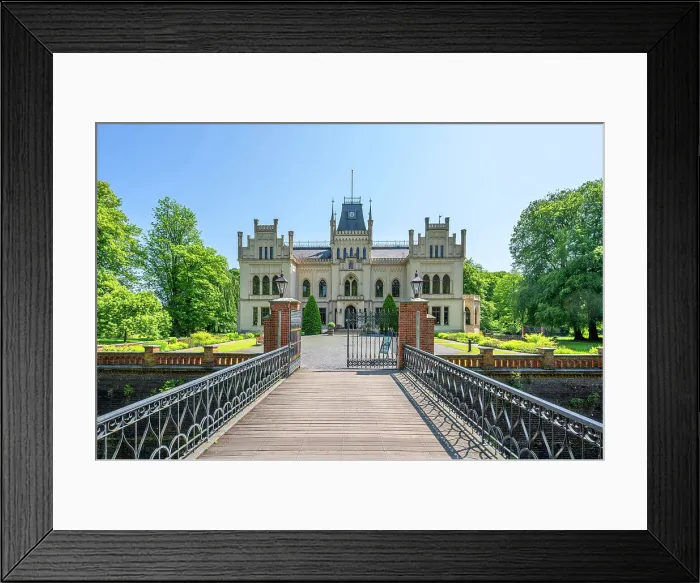 Framed Print : Evenburg castle at Leer, East Frisia, Lower Saxony, Germany Framed Print : Evenburg castle at Leer, East Frisia, Lower Saxony, Germany
