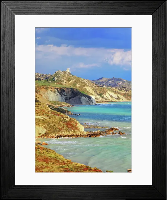 Framed Print : Riserva Naturale di Punta Bianca coastline, Palma di Montechiaro, Agrigento, Sicily, Italy