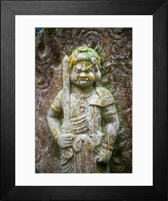 Framed Print : Statue at temple, near Osaka, Japan Framed Print : Statue at temple, near Osaka, Japan