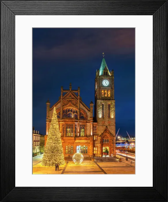 Framed Print : Northern Ireland, Derry(Londonderry), Guild hall at Christmas