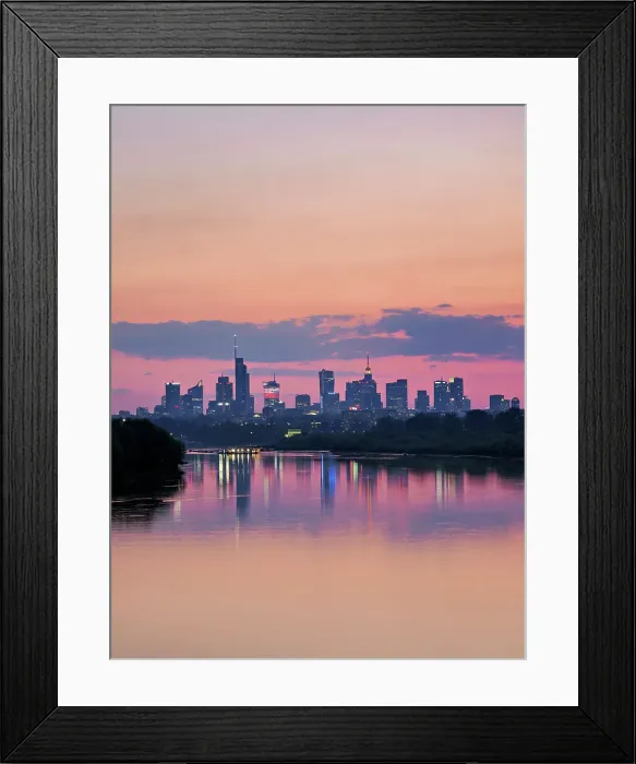 Framed Print : View over River Vistula towards City Centre Skyline at dusk, Warsaw, Masovian Voivodeship, Poland Framed Print : View over River Vistula towards City Centre Skyline at dusk, Warsaw, Masovian Voivodeship, Poland