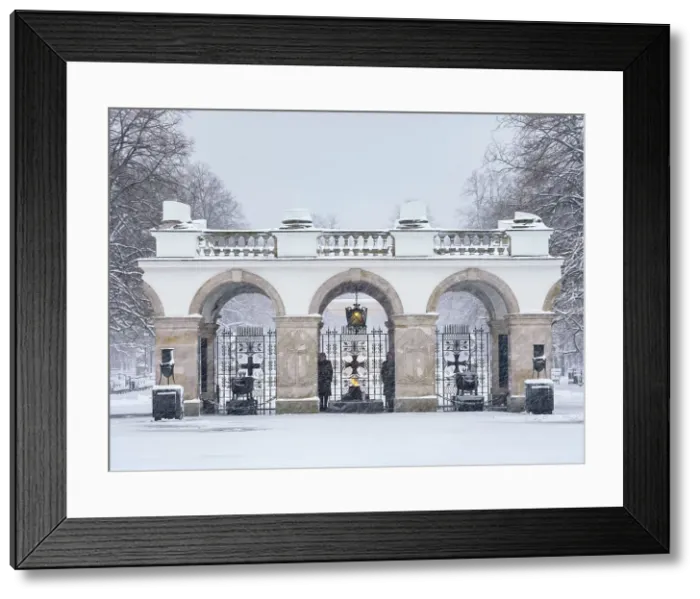 Framed Print : Tomb of the Unknown Soldier, winter, Warsaw, Masovian Voivodeship, Poland Framed Print : Tomb of the Unknown Soldier, winter, Warsaw, Masovian Voivodeship, Poland