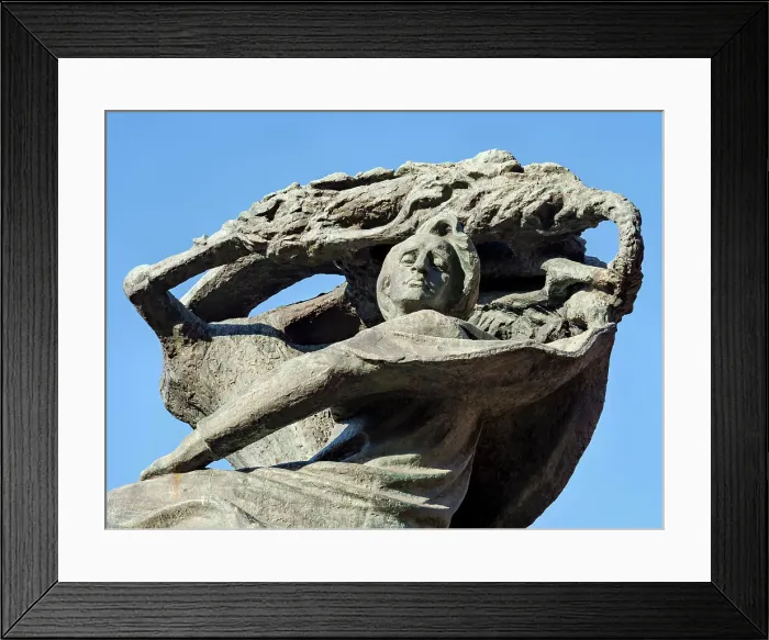 Framed Print : Chopin Monument, Lazienki Park or Royal Baths Park, Warsaw, Masovian Voivodeship, Poland Framed Print : Chopin Monument, Lazienki Park or Royal Baths Park, Warsaw, Masovian Voivodeship, Poland