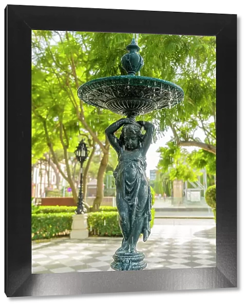 Fountain Nina Canastera in Parque Genoves, Cadiz, Andalusia, Spain