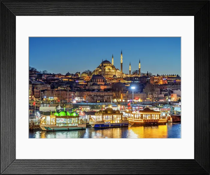 Framed Print : Suleymaniye Mosque and city skyline at twilight, Istanbul, Turkey Framed Print : Suleymaniye Mosque and city skyline at twilight, Istanbul, Turkey