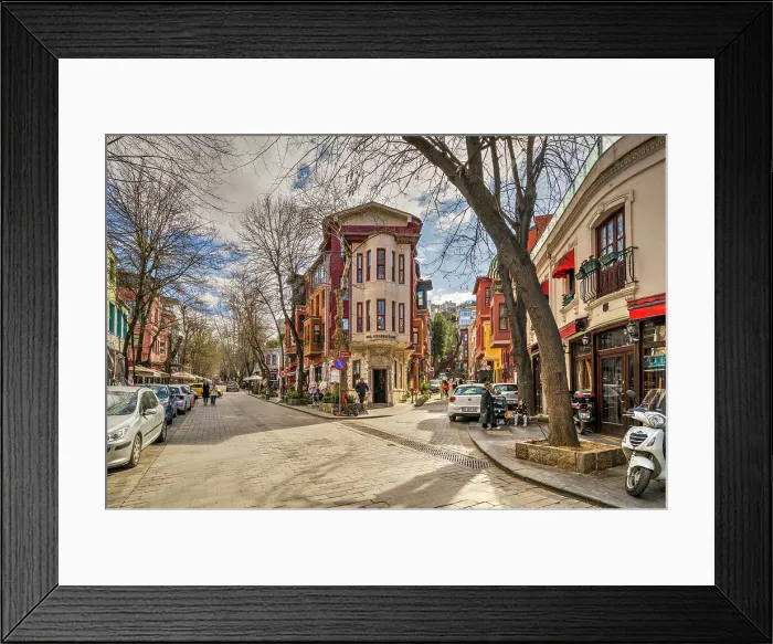 Framed Print : Scenic street in Kuzguncuk neighborhood, Uskudar, Istanbul, Turkey