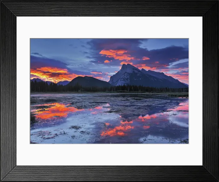 Framed Print : Mt. Rundle reflected in Vermillion Lake at dawn, Banff National Park, Alberta, Canada Framed Print : Mt. Rundle reflected in Vermillion Lake at dawn, Banff National Park, Alberta, Canada