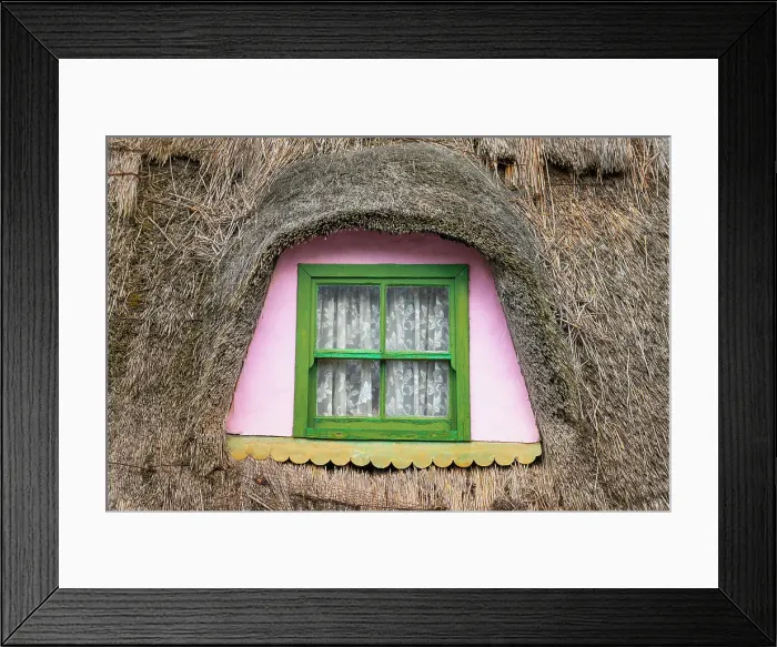 Framed Print : Ireland, Co. Clare, Doolin, traditional thatched cottage detail Framed Print : Ireland, Co. Clare, Doolin, traditional thatched cottage detail