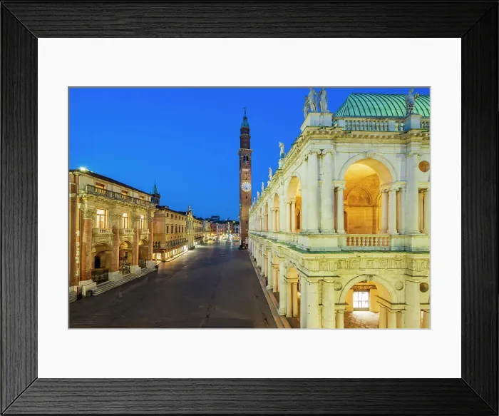 Framed Print : Piazza dei Signori with Basilica Palladiana, Vicenza, Veneto, Italy Framed Print : Piazza dei Signori with Basilica Palladiana, Vicenza, Veneto, Italy