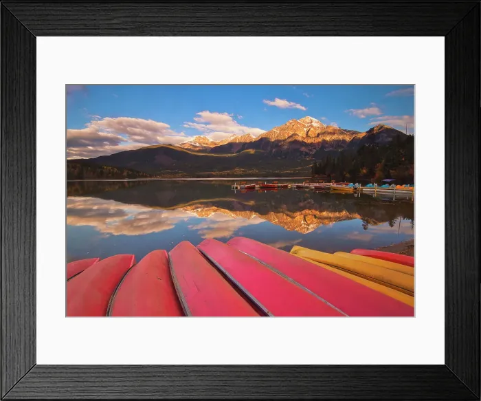 Framed Print : Pyramid Mountain and canoes on Pyramid Lake, Jasper National Park, Alberta, Canada