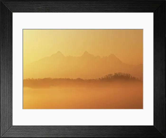 Framed Print : the warm light envelope the Apuan Alps during a winter sunrise, Tuscany, Italy Framed Print : the warm light envelope the Apuan Alps during a winter sunrise, Tuscany, Italy