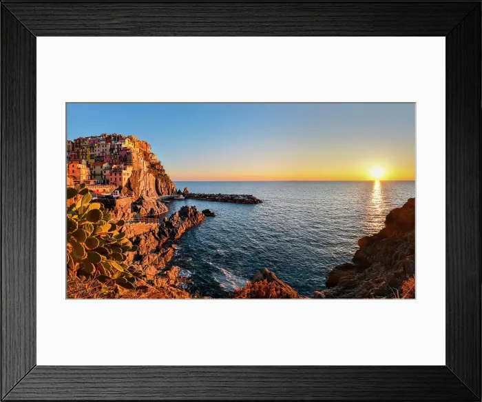 Framed Print : Sunset on Manarola, municipality of Riomaggiore, National Park of Cinque Terre, La Spezia province, Liguria district, Italy, Europe