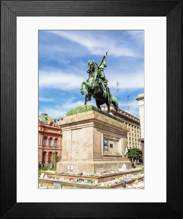 Framed Print : Monument of General Manuel Belgran, Plaza de Mayo, Buenos Aires, Argentina Framed Print : Monument of General Manuel Belgran, Plaza de Mayo, Buenos Aires, Argentina