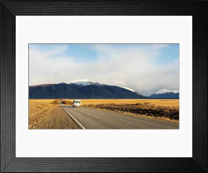 Framed Print : A road in Santa Cruz provence, Argentina Framed Print : A road in Santa Cruz provence, Argentina