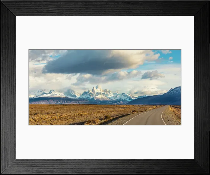 Framed Print : The road to El Chalten with Fitz Roy in the background, Santa Cruz, Argentina Framed Print : The road to El Chalten with Fitz Roy in the background, Santa Cruz, Argentina