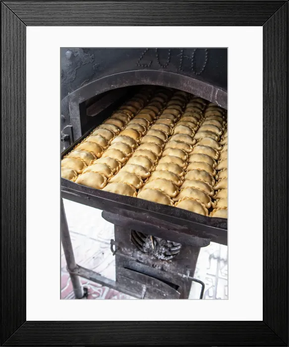 Framed Print : Empanadas at El Hornito, Cafayate, Salta, Argentina Framed Print : Empanadas at El Hornito, Cafayate, Salta, Argentina