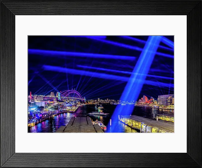 Framed Print : Laser light show over Harbour Bridge and Opera House during the Vivid Sydney festival, Sydney, New South Wales, Australia Framed Print : Laser light show over Harbour Bridge and Opera House during the Vivid Sydney festival, Sydney, New South Wales, Australia