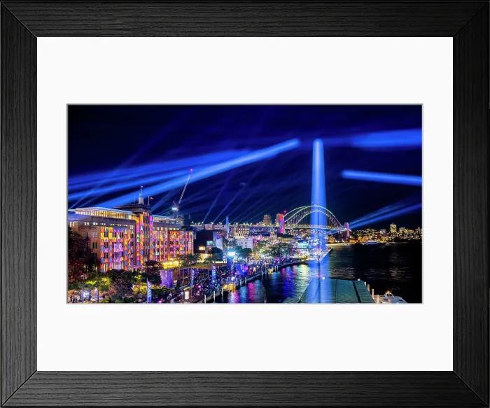 Framed Print : Laser light show over Museum of Contempory Art and Harbour Bridge during the Vivid Sydney festival, Sydney, New South Wales, Australia