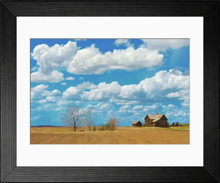 Framed Print : Old farmstead on th eprairie South East Alberta (near Jenner), Alberta, Canada Framed Print : Old farmstead on th eprairie South East Alberta (near Jenner), Alberta, Canada