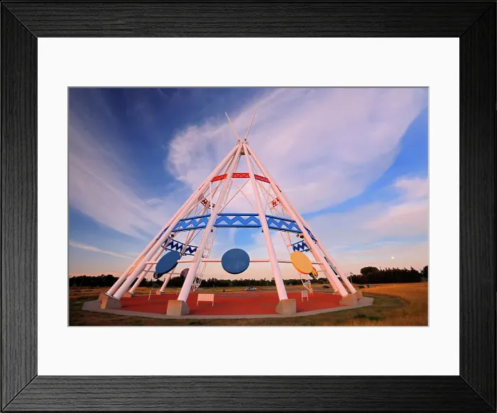Framed Print : Saamis Tepee at sunset Medicine Hat, Alberta, Canada Framed Print : Saamis Tepee at sunset Medicine Hat, Alberta, Canada