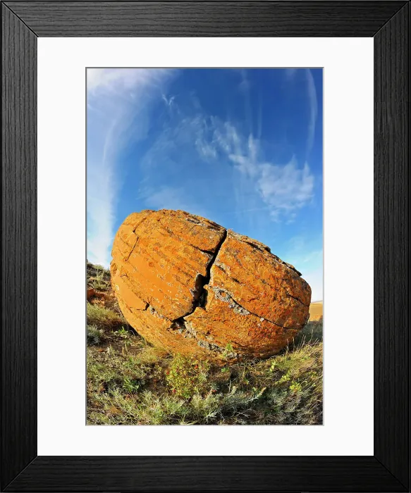 Framed Print : Sandstone concretions on the Canadian prairie Red Rock Coulee Natural Preserve, Alberta, Canada Framed Print : Sandstone concretions on the Canadian prairie Red Rock Coulee Natural Preserve, Alberta, Canada