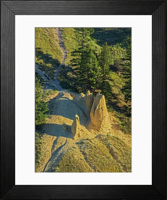 Framed Print : Hoodoos at western edge of Kootenay National Park, , British Columbia, Canada Framed Print : Hoodoos at western edge of Kootenay National Park, , British Columbia, Canada