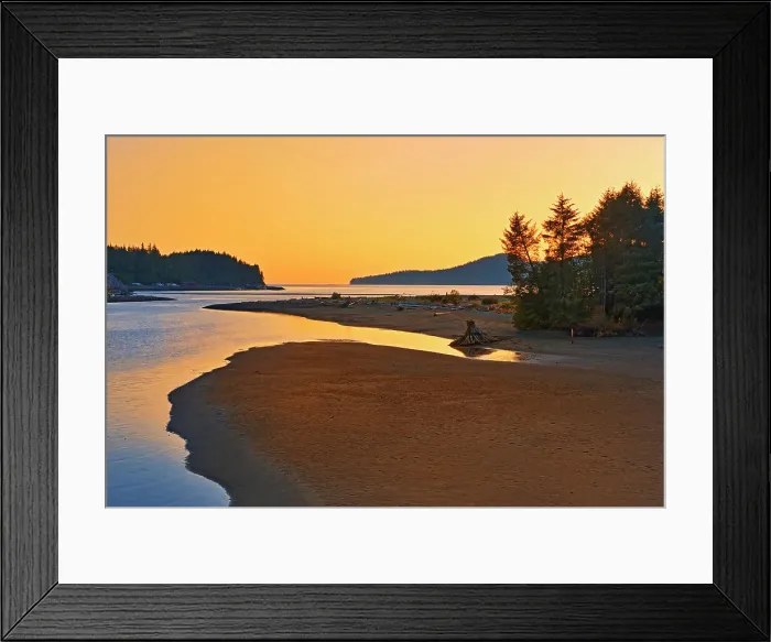Framed Print : Beach at sunset, Port Renfrew. Vancouver Island, British Columbia, Canada Framed Print : Beach at sunset, Port Renfrew. Vancouver Island, British Columbia, Canada