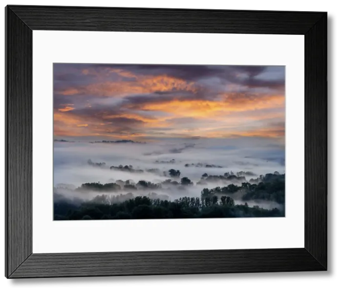 Framed Print : France, Nouvelle-Aquitaine, Correze, Curemonte, a misty valley at sunset near Curemonte Framed Print : France, Nouvelle-Aquitaine, Correze, Curemonte, a misty valley at sunset near Curemonte